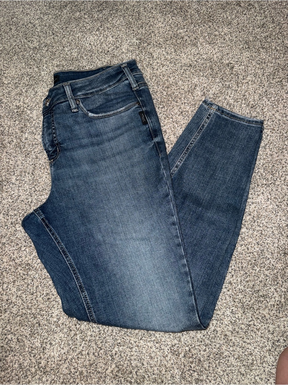 Silver Jeans Women's Suki Medium Blue Skinny Jeans